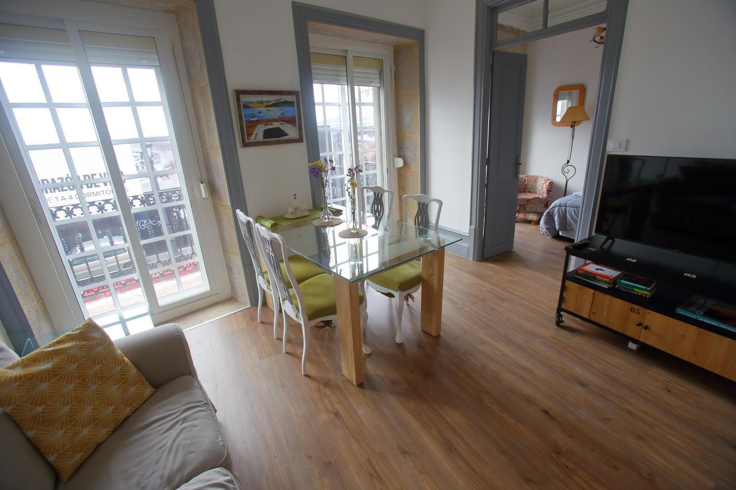 Piso Centrico De Tres Dormitorios Reformado Del S XIX Vigo Exteriör bild
